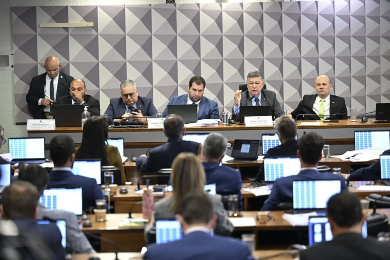 CPMI ouve nesta segunda (3) presidente de entidade investigada pela PF