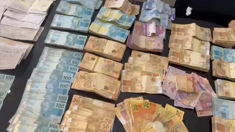 Polícia prende homem apontado como “mentor de barricadas” do CV no Rio