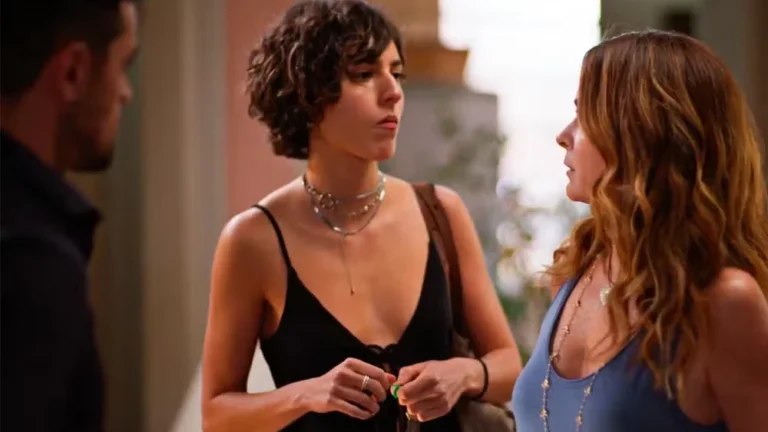 “Dona de Mim”: Nina flagra Danilo se declarando para Filipa
