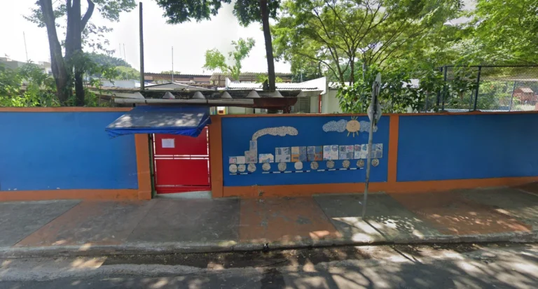 Ouvidoria pede apuração da conduta de PMs que entraram em escola em SP