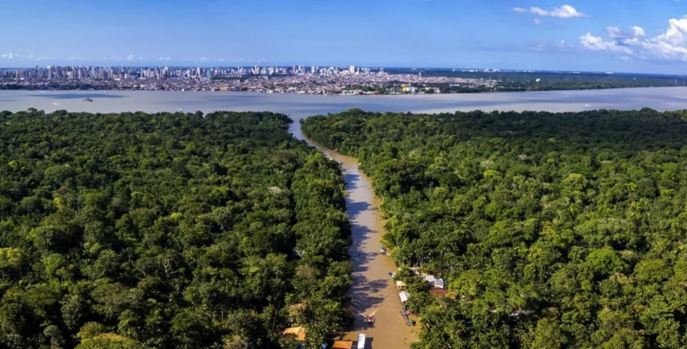 Em Belém, Cúpula dos Povos cobra participação popular nas ações climáticas