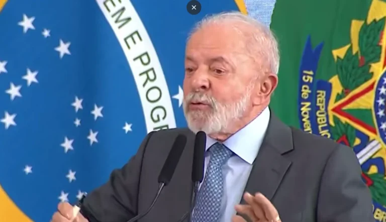 “Não pode continuar um mundo tão desigual como o que temos hoje”, diz Lula