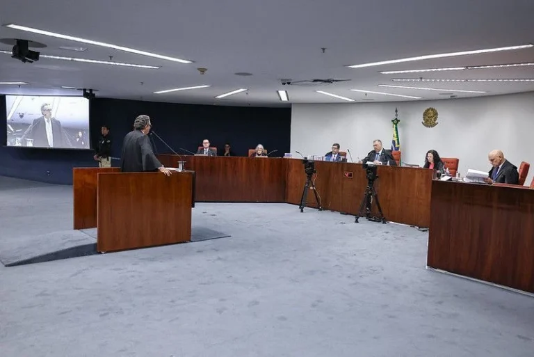 STF retoma julgamento de réus do núcleo 3 da trama golpista; acompanhe