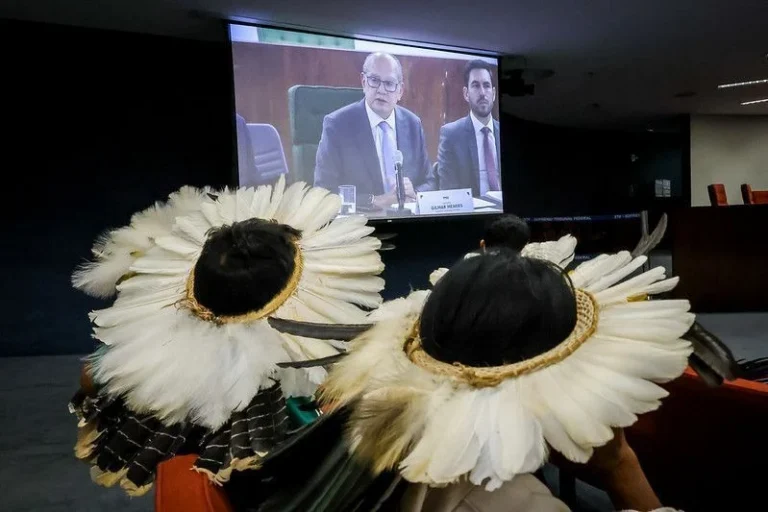 STF decide julgar marco temporal em sessão presencial