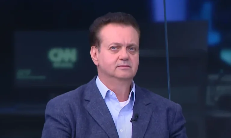 Análise: Kassab blinda Tarcísio ao descartar Flávio na corrida eleitoral