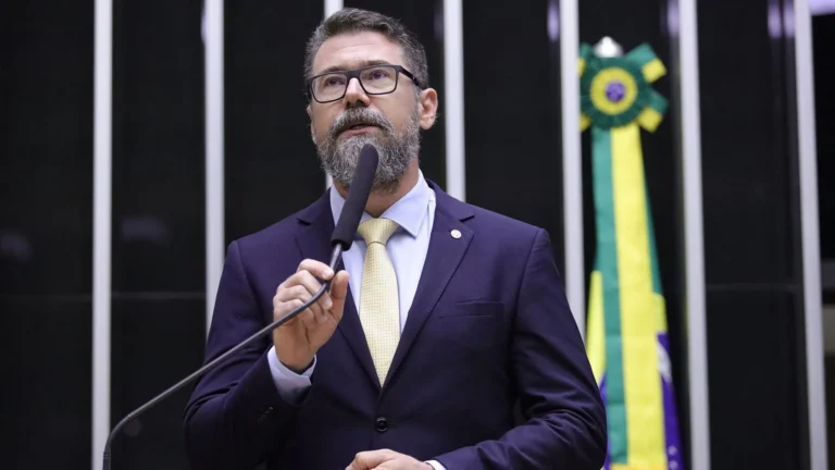 Deputado Marcos Pollon passa mal e sessão do Conselho de Ética é encerrada