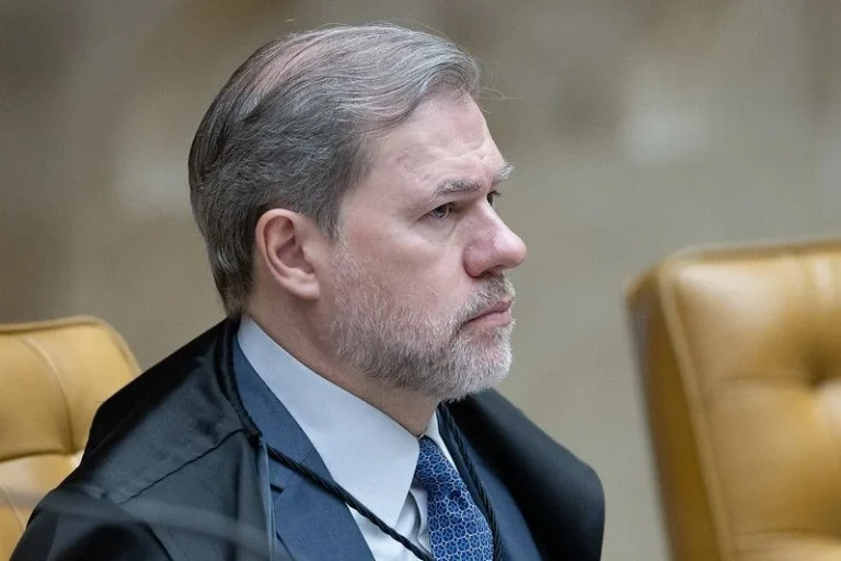 Toffoli reduz prazo para PF ouvir investigados no caso Master