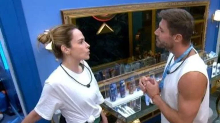 BBB 26: Jonas discute com Ana Paula e provoca: Burro é ser expulso
