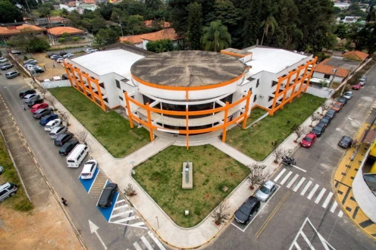 Prefeitura e Câmara de Ferraz de Vasconcelos são alvo de operação do MPSP