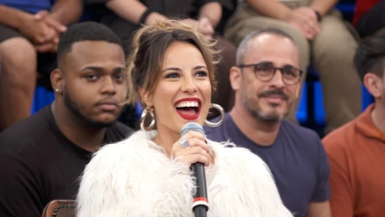 Andréia Horta exalta maternidade ao completar 42 anos de vida: Acontecimento muito desejado
