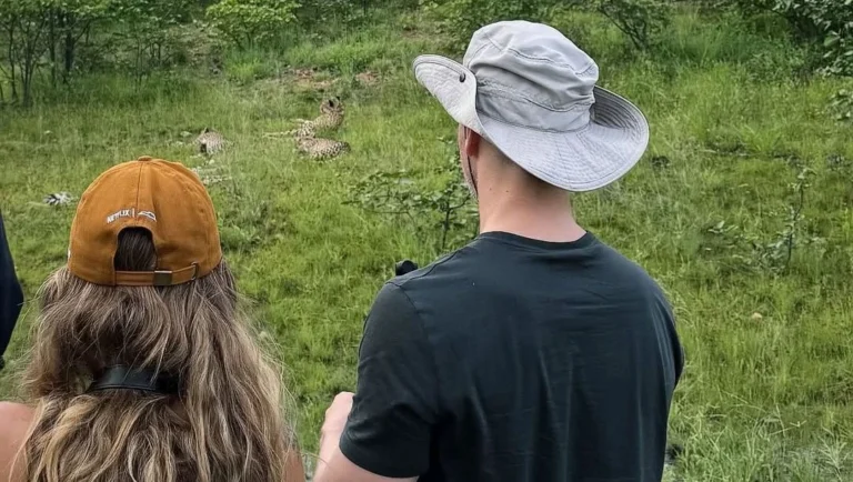 Lucas Lima viaja com novo affair pela África do Sul; veja fotos