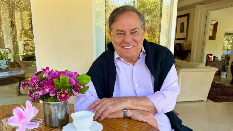 Ronnie Von pede demissão e faz desabafo sobre corte de funcionários