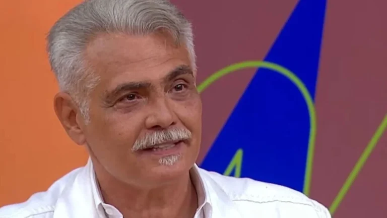 Tarcísio Filho relata dor ao contar sobre morte do pai para Gloria Menezes