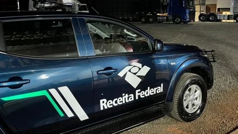 Receita dispensa da chefia servidor alvo da PF por vazamentos de dados