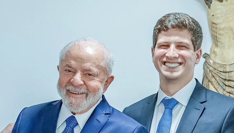 Presidente do PSB se reúne com Lula para defender Alckmin na vice