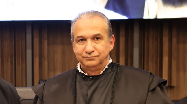 Desembargador pode ser punido por assédio contra primo? Entenda a lei