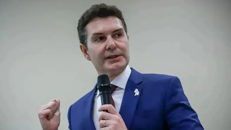 Modelo atual da tarifa do transporte público está falido, diz Jader Filho