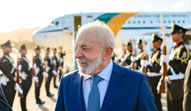 Lula relata conversa com filho sobre INSS: “Tendo coisa, vai pagar o preço”