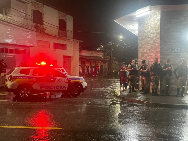 Adolescente mata ex por ciúmes em padaria de MG; 2 são mortas e uma ferida