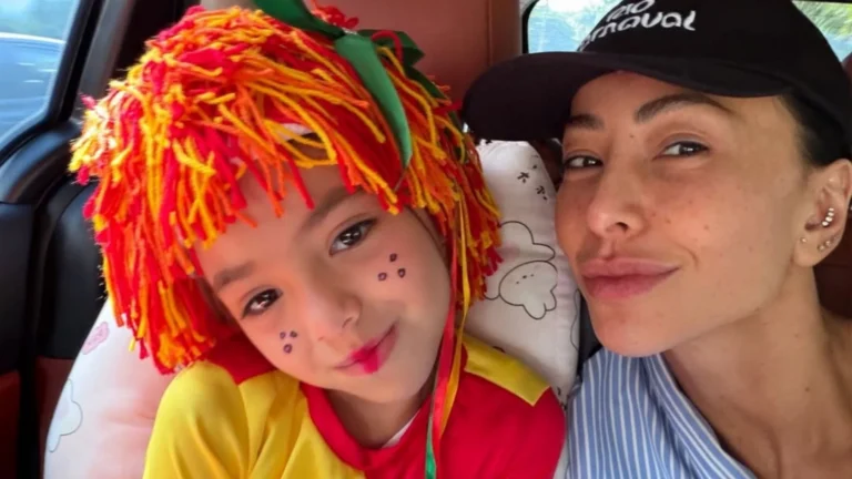 Sabrina Sato diz como foi decisão para Zoe desfilar pela 1ª vez no Carnaval