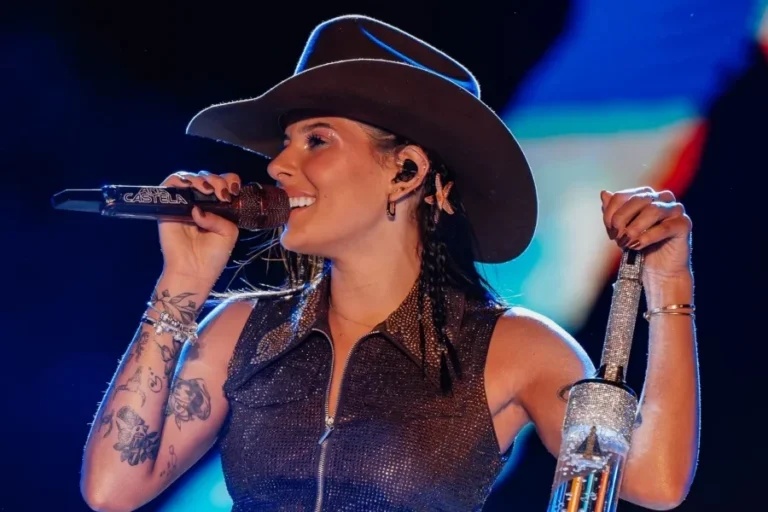 Ana Castela expõe medos e faz longo desabafo: “Dói por dentro”