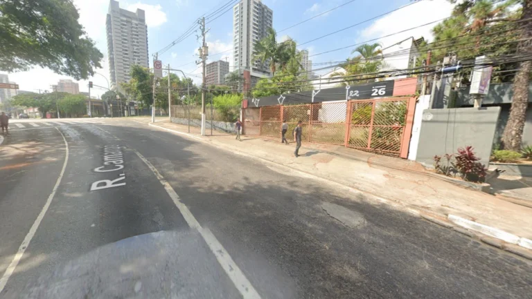 Quadrilha monta falso estacionamento e furta cinco carros no Butantã