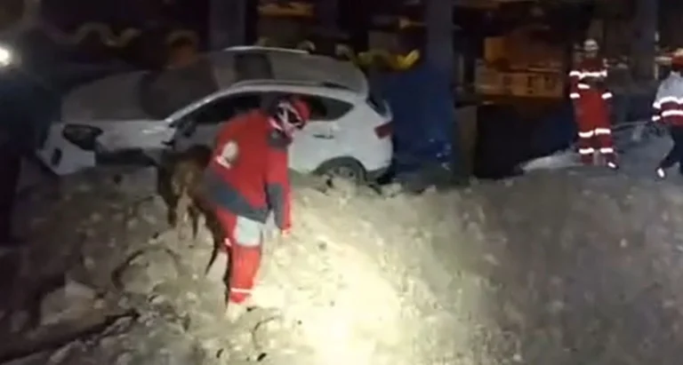 Mídia estatal iraniana relata explosões em áreas civis de Teerã