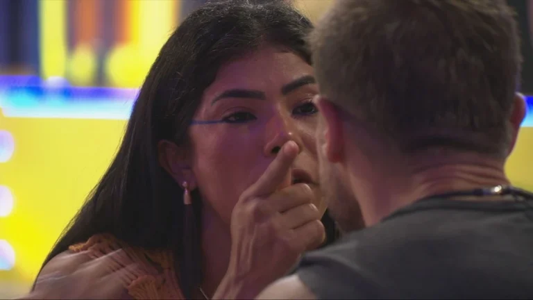 Jonas Sulzbach provoca Marciele durante discussão: Vai para o grupo deles