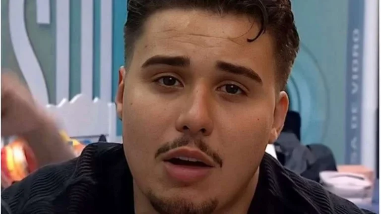 Mãe de Pedro Espindola revela detalhes de nova internação do ex-BBB; veja