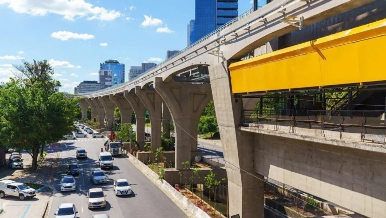 Linha 17-Ouro: monotrilho inaugurado em março paralisa por falha elétrica