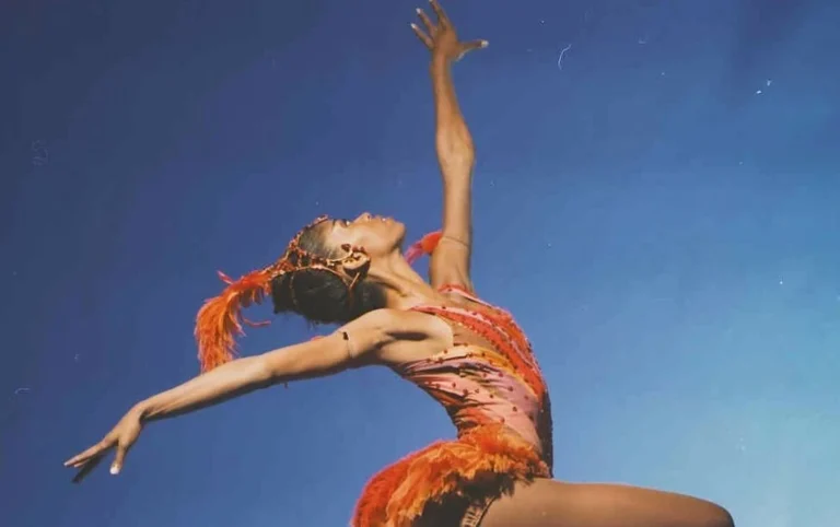 Bailarina brasileira é homenageada em NY; conheça Bethania Nascimento