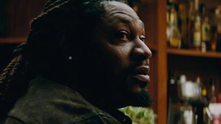 Astro da NFL sobre atuar em “Euphoria”: “Todo mundo trabalha junto”