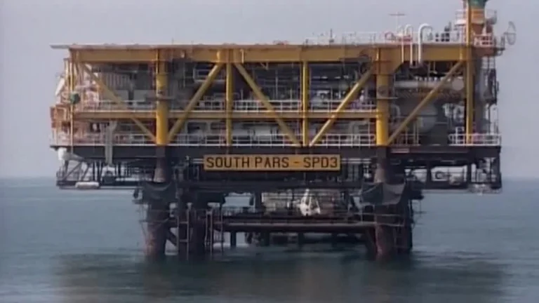 Israel ataca pela segunda vez complexo petroquímico South Pars, no Irã