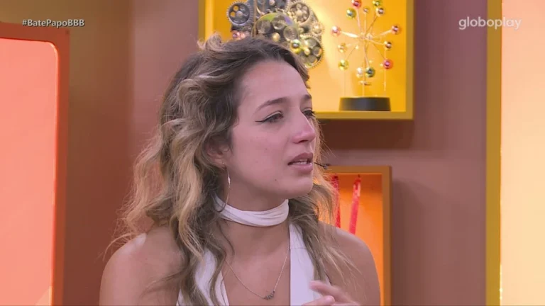 Samira se choca com VAR de seus comentários sobre Milena e Ana Paula Renault: Estou passada