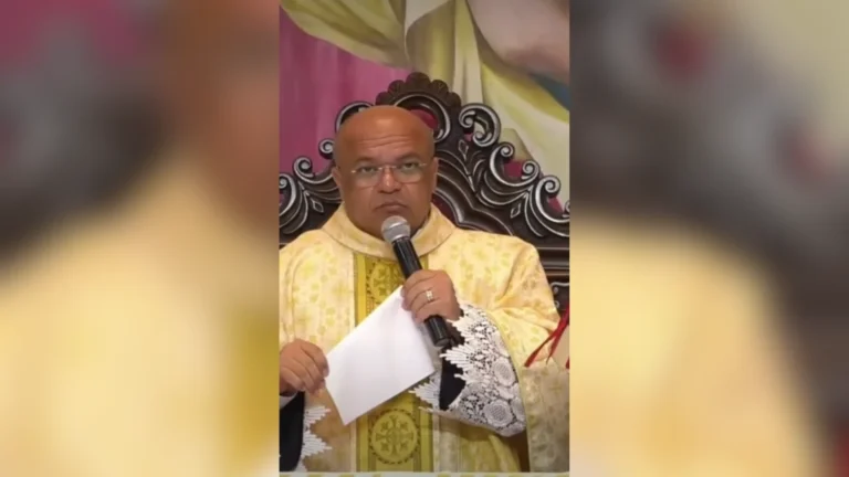 “A fofoca é uma desgraça”: padre faz missa diferente para “fofoqueiros”