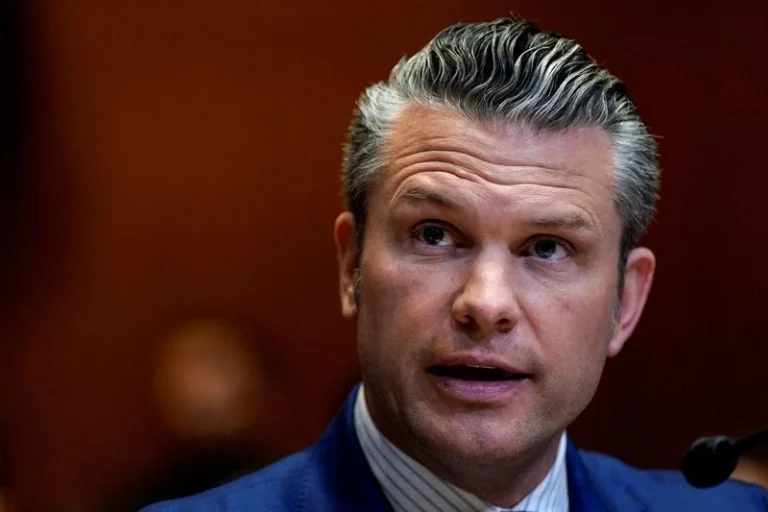 China garantiu aos EUA que não enviará armas ao Irã, diz Hegseth