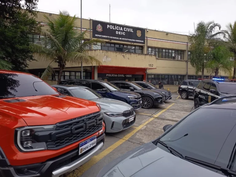 Porsche, BMW e jet ski: veículos de luxo são apreendidos em operação em SP