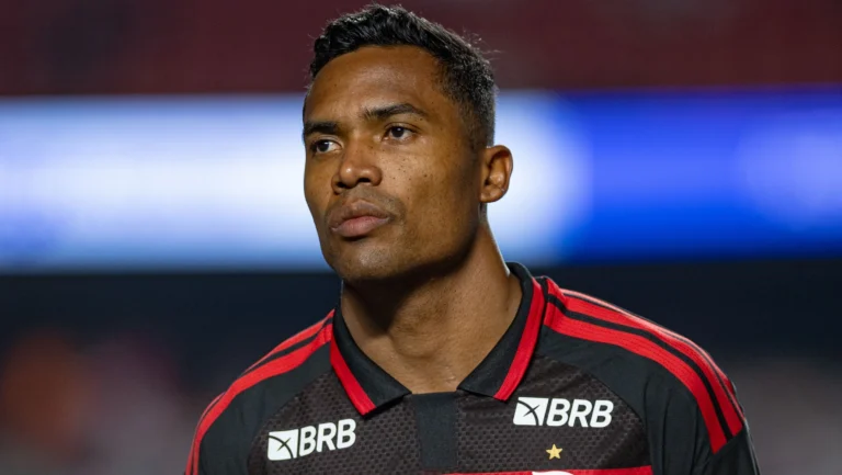 Relembre a trajetória de Alex Sandro, convocado para a Copa do Mundo