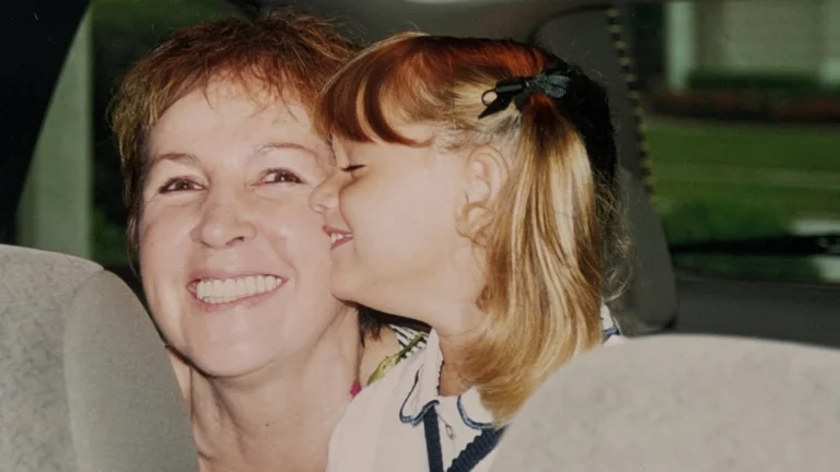 Após homenagem em desfile, Sasha Meneghel lembra da avó, mãe de Xuxa