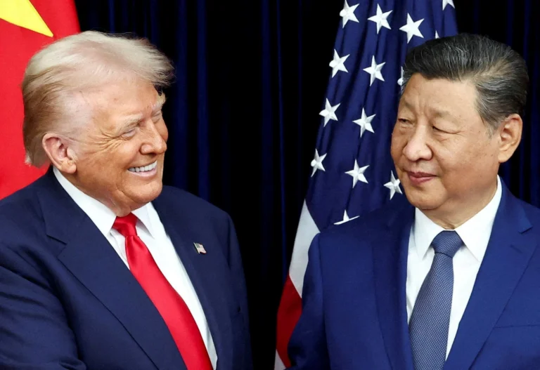 Trump chega à China nesta quarta-feira (13) para reunião com Xi Jinping