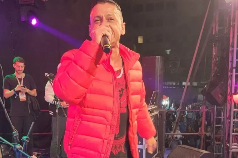 MC Leozinho causa mal-estar em rádio ao abandonar entrevista ao vivo