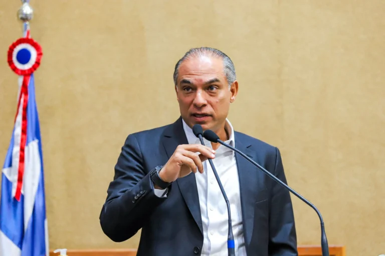 Lima bancou camarote de R$ 63 mil em show na Califórnia a Jaques e parentes