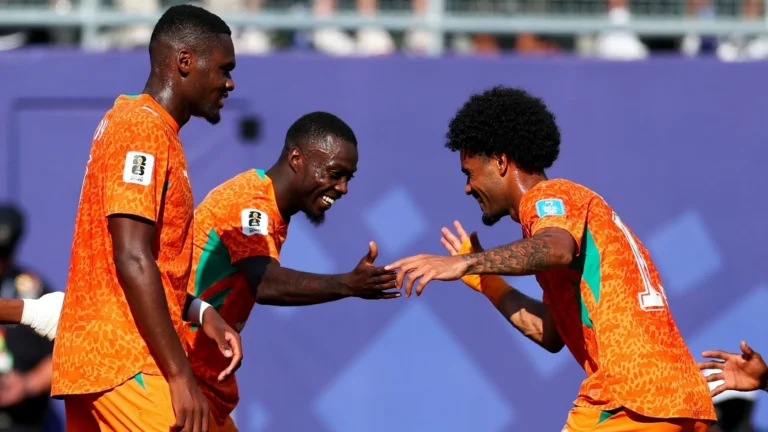 Pépé brilha, Costa do Marfim elimina Curaçao e avança ao mata-mata da Copa