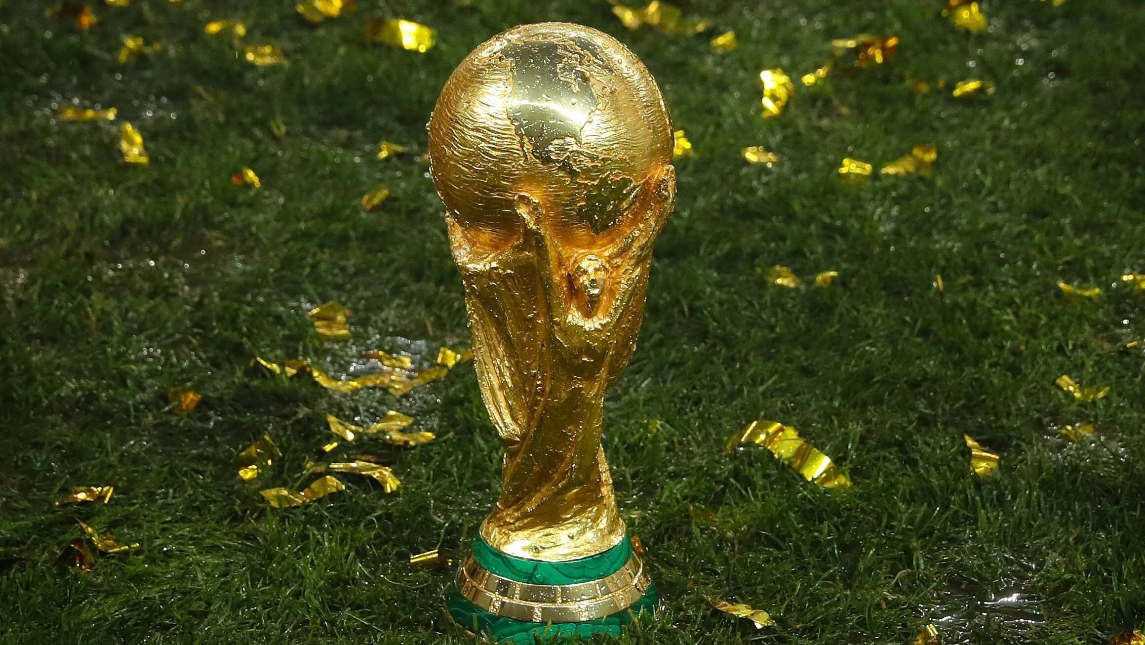 Com eleitores de olho na Copa, presidenciáveis estudam avanços no período