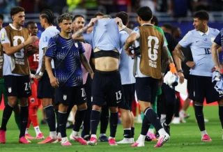 Uruguai: Imprensa critica seleção 'à beira do abismo' após empate