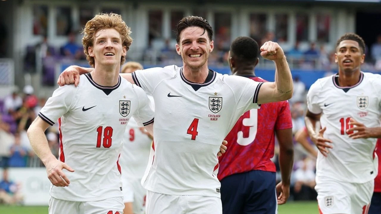 Inglaterra domina e vence a Costa Rica no último amistoso antes da Copa