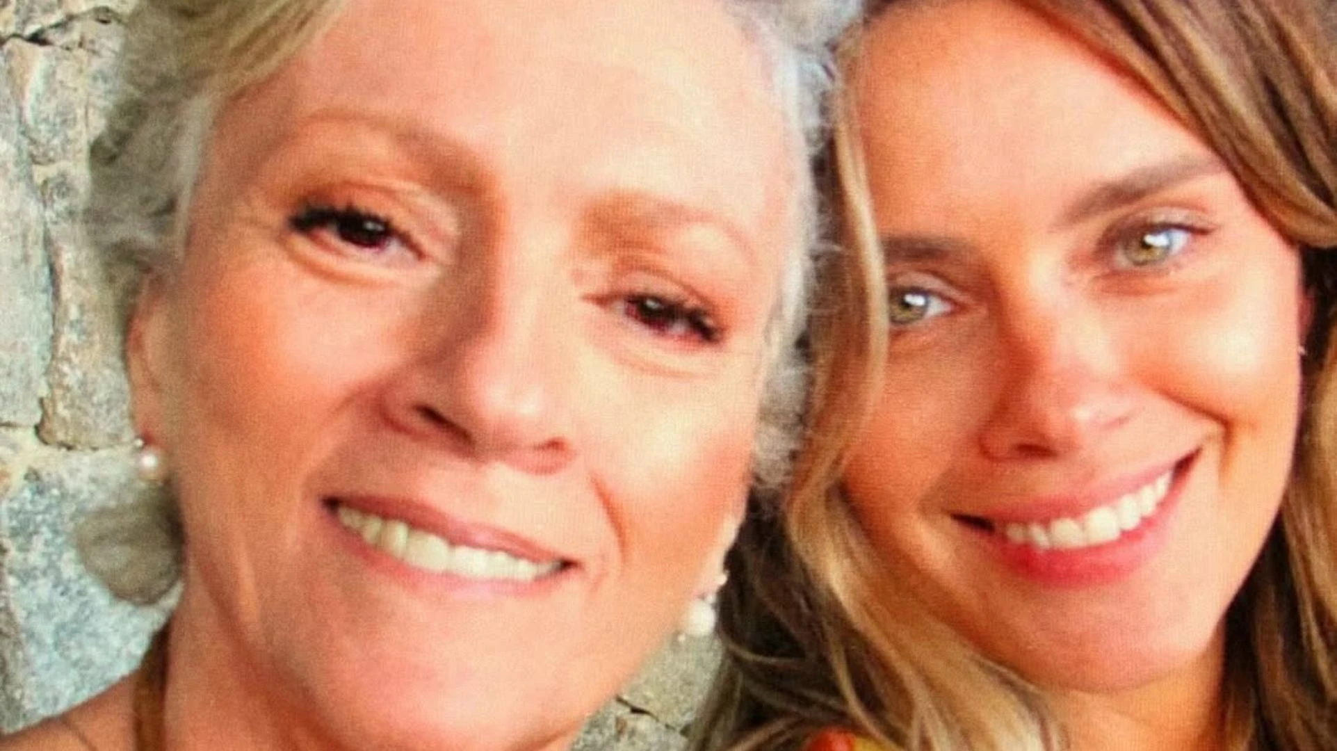 Carol Dieckmmann homenageia mãe no dia que ela faria 75 anos: 
