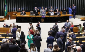 Câmara diz ao STF que indicação de emendas seguiu regras de transparência