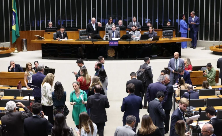 Câmara diz ao STF que indicação de emendas seguiu regras de transparência