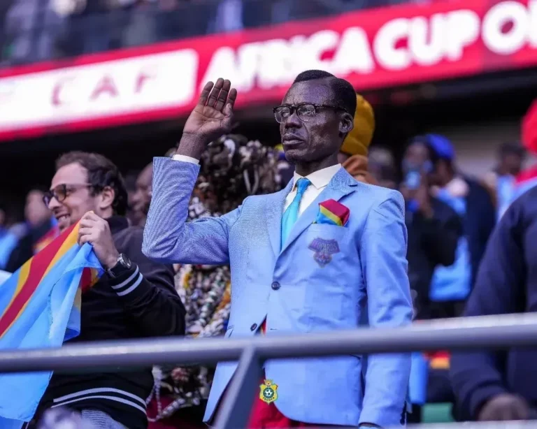Torcedor-símbolo da RD Congo publica carta após queda na Copa
